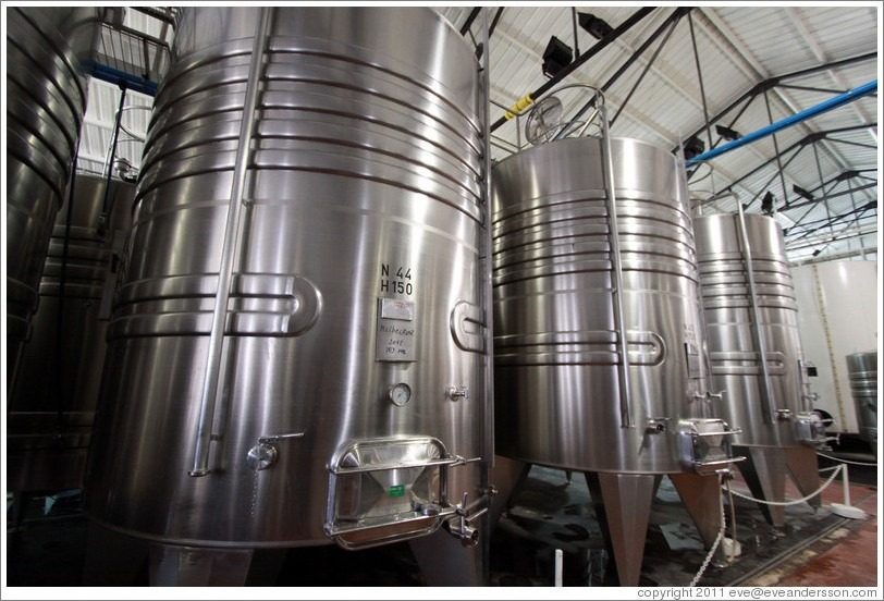 PET Blowing Machine - PPS Machineries